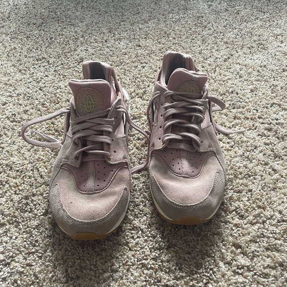 Nike Huarache - Picture 3 of 4